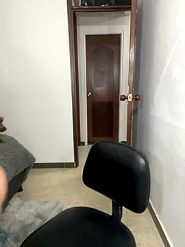 Charlotte cutee18 online show from 13, 10, 2025