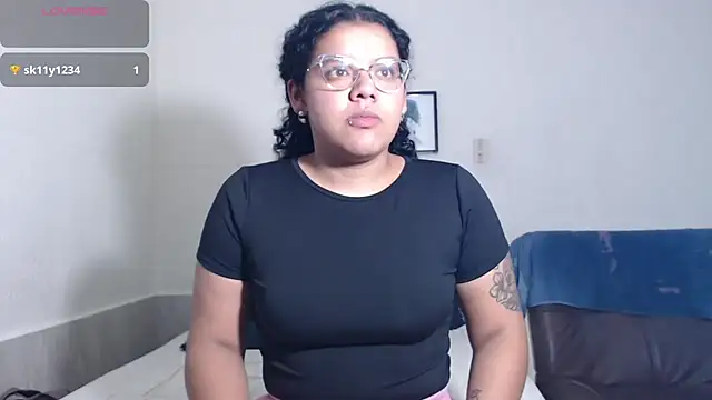 Snapshot of agata_22 chatting on 6, 5, 2026 agata 22 online show from 6, 5, 2026