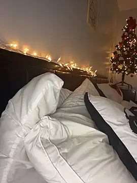 DestineeJayde online show from 23, 11, 2025