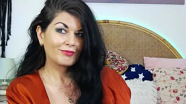 Snapshot of EllenGrace chatting on 29, 12, 2024 EllenGrace online show from 29, 12, 2024