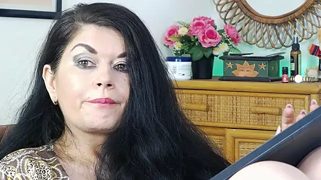 Snapshot of EllenGrace chatting on 18, 3, 2025 EllenGrace online show from 18, 3, 2025