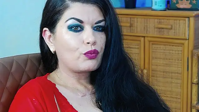 Snapshot of EllenGrace chatting on 8, 9, 2025 EllenGrace online show from 8, 9, 2025