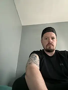 Snapshot of husband4555 chatting on 9, 2, 2026 husband4555 online show from 9, 2, 2026