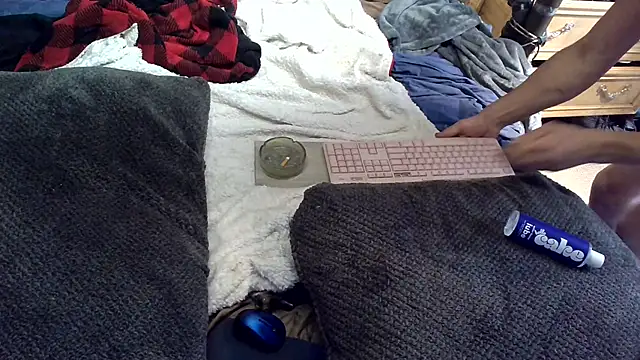 Snapshot of cdressupdiva chatting on 14, 12, 2024 cdressupdiva online show from 14, 12, 2024