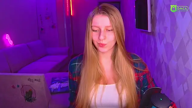 Snapshot of AmaliaQueen chatting on 9, 12, 2024 AmaliaQueen online show from 9, 12, 2024