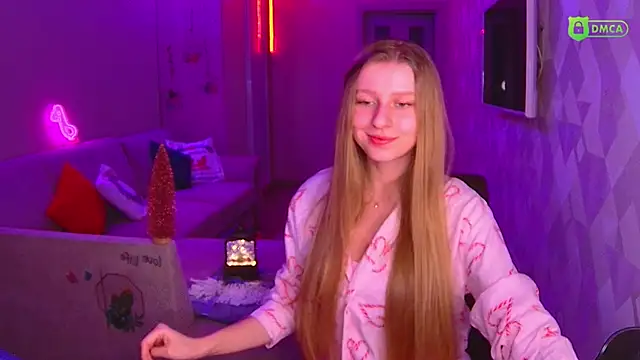 Snapshot of AmaliaQueen chatting on 24, 12, 2024 AmaliaQueen online show from 24, 12, 2024