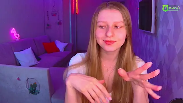 Snapshot of AmaliaQueen chatting on 16, 2, 2025 AmaliaQueen online show from 16, 2, 2025