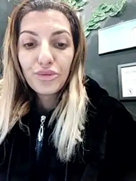 RileyLanna online show from 23, 12, 2025