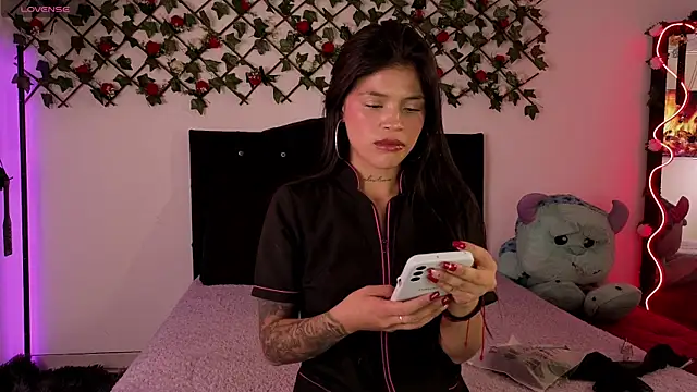 Alaia Asuka online show from 7, 10, 2025