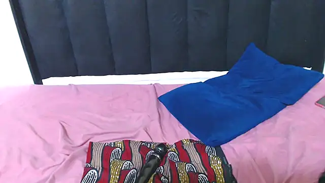 Snapshot of EBONY_WILD_ASS chatting on 27, 9, 2025 EBONY WILD ASS online show from 27, 9, 2025