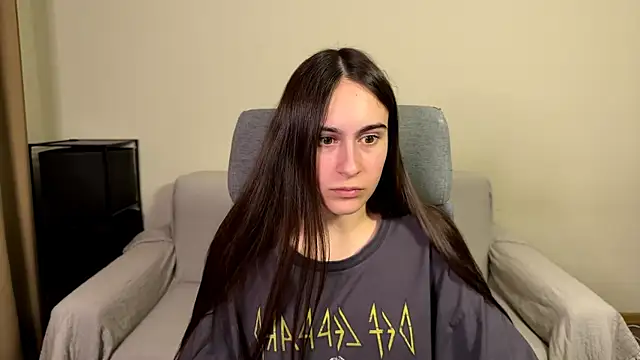 Snapshot of AliceKolltt chatting on 25, 5, 2026 AliceKolltt online show from 25, 5, 2026