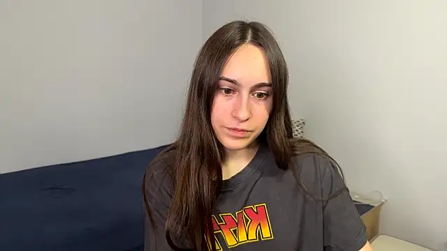 Snapshot of AliceKolltt chatting on 27, 5, 2026 AliceKolltt online show from 27, 5, 2026