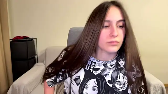 Snapshot of AliceKolltt chatting on 31, 5, 2026 AliceKolltt online show from 31, 5, 2026