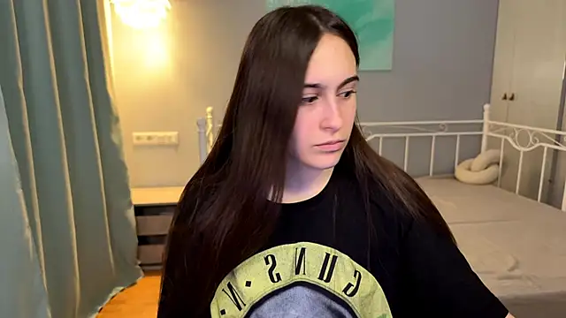 Snapshot of AliceKolltt chatting on 19, 6, 2026 AliceKolltt online show from 19, 6, 2026