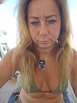Snapshot of angela_88 chatting on 3, 7, 2026 angela 88 online show from 3, 7, 2026