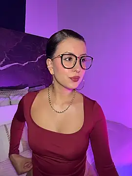 Snapshot of EmaSaenz chatting on 11, 10, 2025 EmaSaenz online show from 11, 10, 2025