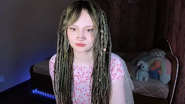 Snapshot of MariaMango chatting on 5, 7, 2026 MariaMango online show from 5, 7, 2026