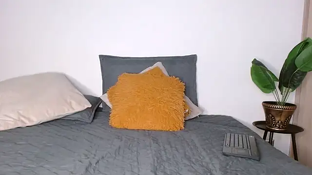 frank myles online show from 13, 2, 2026