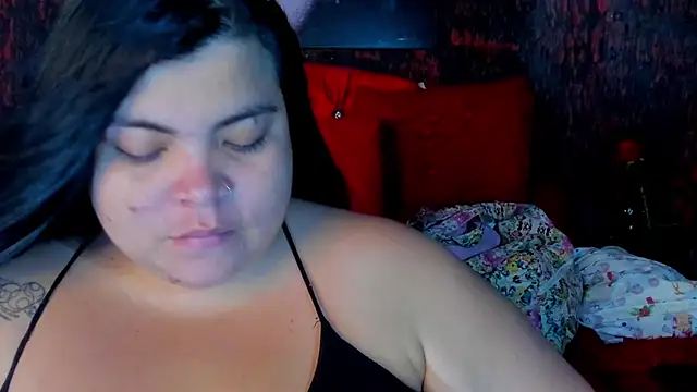 Snapshot of sobigcurvy4u chatting on 18, 12, 2024 sobigcurvy4u online show from 18, 12, 2024