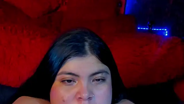 Snapshot of sobigcurvy4u chatting on 19, 12, 2024 sobigcurvy4u online show from 19, 12, 2024