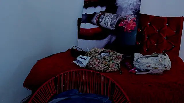 Snapshot of sobigcurvy4u chatting on 28, 12, 2024 sobigcurvy4u online show from 28, 12, 2024