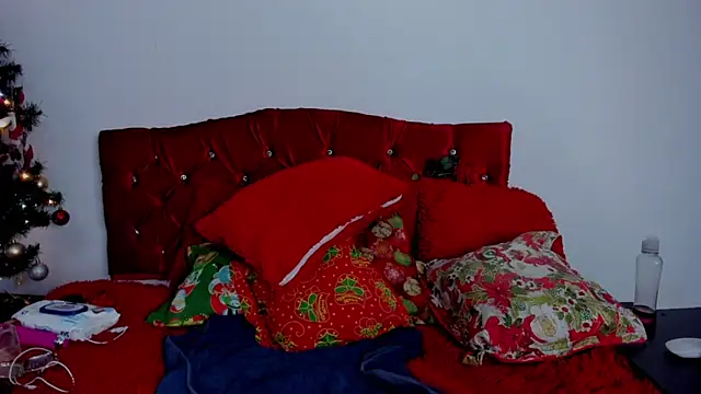 Snapshot of sobigcurvy4u chatting on 7, 1, 2025 sobigcurvy4u online show from 7, 1, 2025