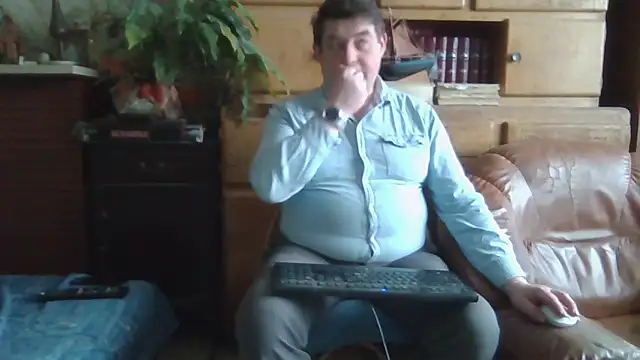 sympatrique online show from 12, 2, 2025