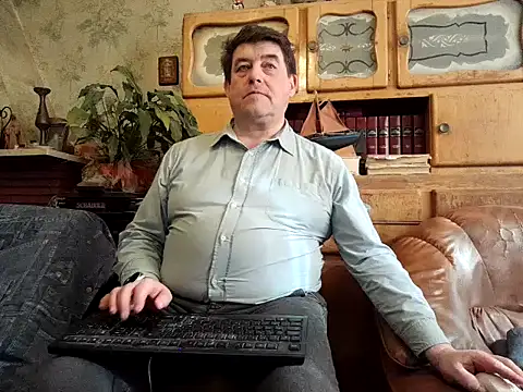 sympatrique online show from 17, 2, 2025