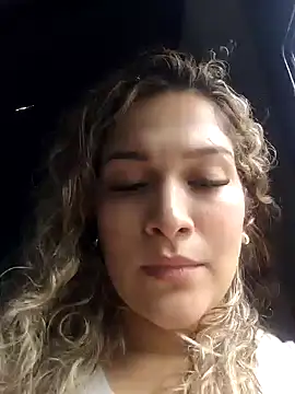 Snapshot of Sara_smiiith211 chatting on 5, 2, 2025 Sara smiiith211 online show from 5, 2, 2025