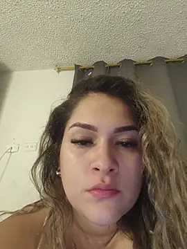 Snapshot of Sara_smiiith211 chatting on 17, 6, 2026 Sara smiiith211 online show from 17, 6, 2026