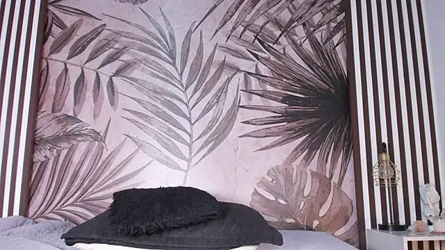 Samaantha-White online show from 13, 3, 2025