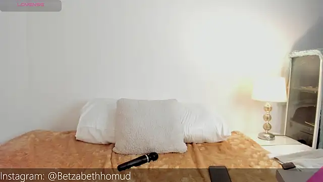 BetzabethHomud0 online show from 22, 2, 2026