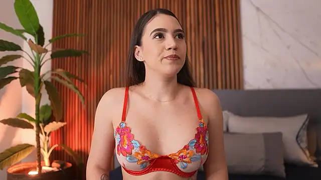 Amelia Rouse online show from 30, 9, 2025