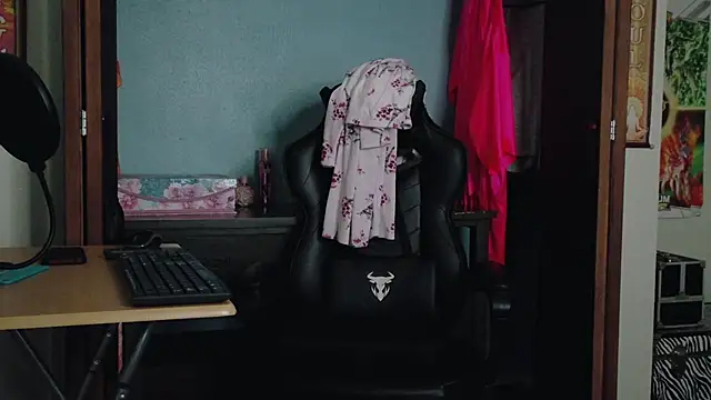 TreeJeanne online show from 22, 9, 2025