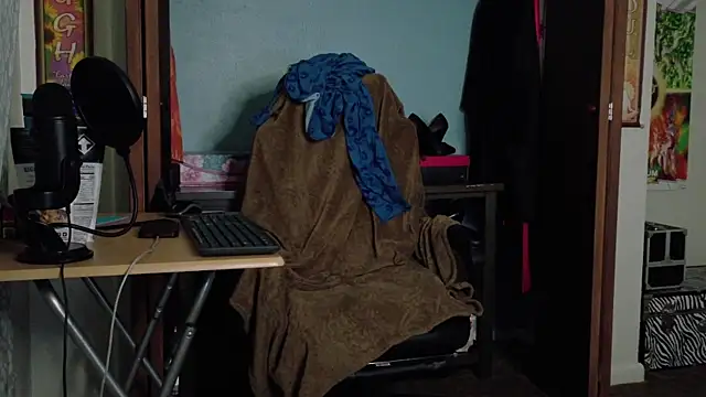 TreeJeanne online show from 28, 9, 2025