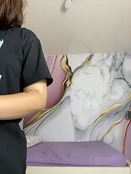 Lia sex69 online show from 28, 2, 2025