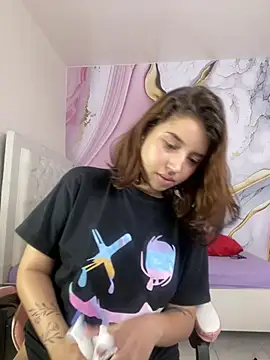 Lia sex69 online show from 28, 2, 2025