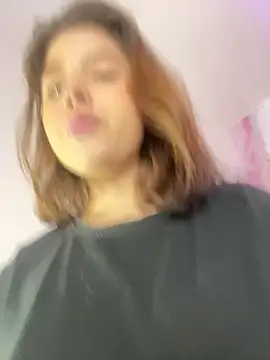 Lia sex69 online show from 8, 3, 2025