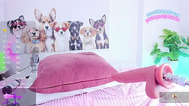 ashley nicoll online show from 21, 10, 2025