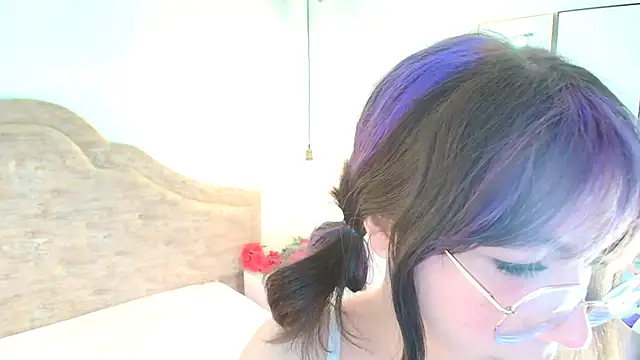 Snapshot of Purplee_Baby chatting on 3, 1, 2025 Purplee Baby online show from 3, 1, 2025