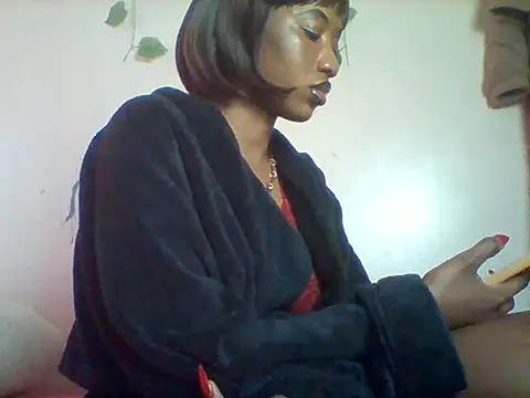 Snapshot of Queeen_model chatting on 25, 6, 2026 Queeen model online show from 25, 6, 2026
