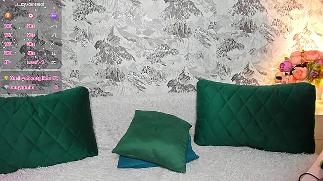 Naomi B1ack online show from 14, 12, 2024