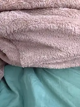 Snapshot of Aaradhya chatting on 7, 12, 2024 Aaradhya online show from 7, 12, 2024