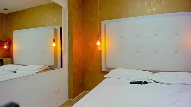 Little Jenni online show from 7, 12, 2024