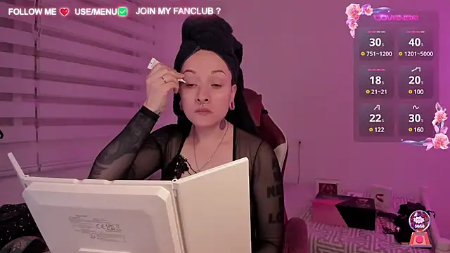 Snapshot of Domina_Deivis chatting on 16, 2, 2025 Domina Deivis online show from 16, 2, 2025