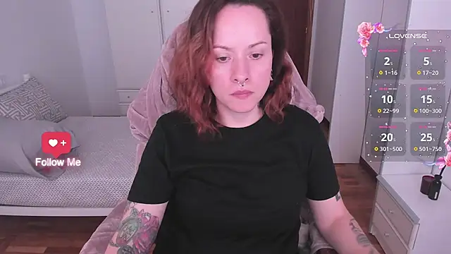 Snapshot of Domina_Deivis chatting on 14, 10, 2025 Domina Deivis online show from 14, 10, 2025