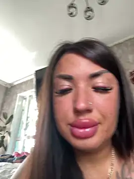 Snapshot of RuslanaXX chatting on 18, 7, 2026 RuslanaXX online show from 18, 7, 2026