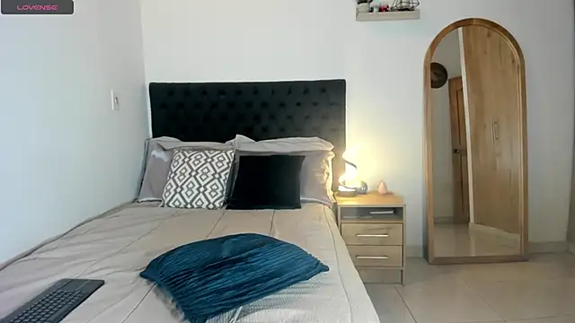 samanth bell online show from 7, 11, 2025