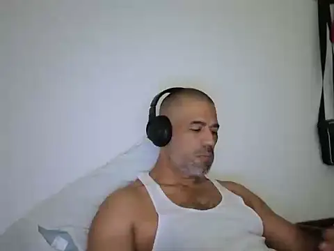 Snapshot of jackbigcock11 chatting on 5, 5, 2026 jackbigcock11 online show from 5, 5, 2026