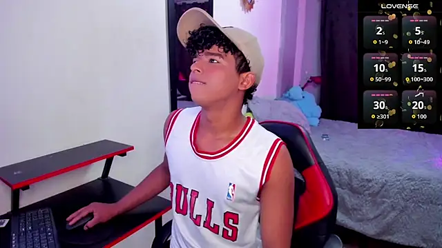 Noah Smith04 online show from 6, 10, 2025